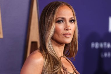 Jennifer Lopez (J.Lo), 26 Mayıs 2025 tarihinde Las Vegas, Nevada, ABD 'de düzenlenen Fontainebleau Las Vegas' ta düzenlenen 2025 Amerikan Müzik Ödüllerinde savunma pozu verdi..