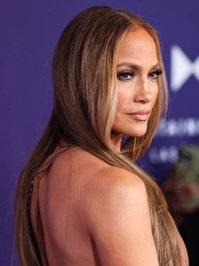Jennifer Lopez (J.Lo), 26 Mayıs 2025 tarihinde Las Vegas, Nevada, ABD 'de düzenlenen Fontainebleau Las Vegas' ta düzenlenen 2025 Amerikan Müzik Ödüllerinde savunma pozu verdi..