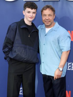 İngiliz aktör Owen Cooper ve İngiliz aktör ve yapımcı Stephen Graham Netflix FYSEE LA - 'Adolescence' Sezon 1 ATAS (Televizyon Sanatları ve Bilimleri Akademisi) Emmy FYC 'ye geldiler.