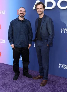 Aaron May ve David Ridley Netflix FYSEE LA - 'Adolescence' Sezon 1 ATAS (Televizyon Sanatları ve Bilimleri Akademisi) Emmy FYC (Düşünceleriniz İçin) Şaban Medya Merkezi 'ndeki Wolf Tiyatrosu' nda düzenlenen etkinliğe geldiler.      