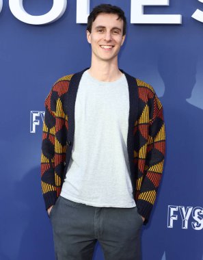 James Drake Netflix FYSEE LA - 'Ergenlik' Sezon 1 ATAS (Televizyon Sanatları ve Bilimleri Akademisi) Emmy FYC (Düşünceleriniz İçin) Şaban Medya Merkezi 'ndeki Wolf Tiyatrosu' nda düzenlenen etkinliğe geldi.   