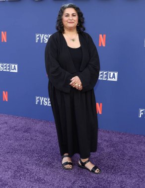 Oyuncu kadrosu yönetmeni Şahin Baig, Netflix FYSEE LA - 'Adolescence' Sezon 1 ATAS (Televizyon Sanatları ve Bilimleri Akademisi) Emmy FYC (Düşünceleriniz İçin) Şaban Medya Merkezi 'ndeki Wolf Tiyatrosu' nda düzenlenen etkinliğe geldi.    