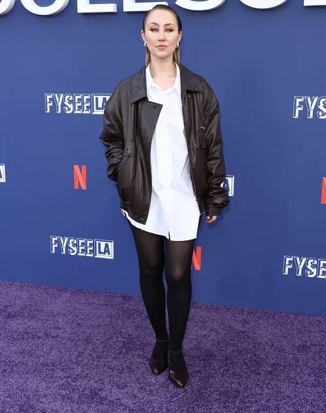 İngiliz aktris Erin Doherty Netflix FYSEE LA - 'Ergenlik dönemi' Sezon 1 ATAS (Televizyon Sanatları ve Bilimleri Akademisi) Emmy FYC (Düşünceleriniz İçin) Şaban Medya Merkezi 'ndeki Wolf Tiyatrosu' nda düzenlenen etkinliğe geldi.
