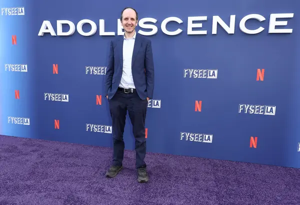 İngiliz oyun yazarı, televizyon yazarı, senarist ve yapımcısı Jack Thorne, Netflix FYSEE LA - 'Adolescence' Sezon 1 ATAS (Televizyon Sanatları ve Bilimleri Akademisi) Emmy FYC 'ye geldi.