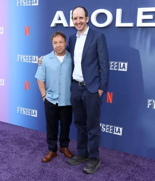 İngiliz aktör ve yapımcı Stephen Graham ve İngiliz oyun yazarı, televizyon yazarı, senarist ve yapımcı Jack Thorne Netflix FYSEE LA - 'Adolescence' Sezon 1 ATAS Emmy FYC Etkinliği Şaban Medya Merkezi Wolf Tiyatrosu 'nda gerçekleşti.   