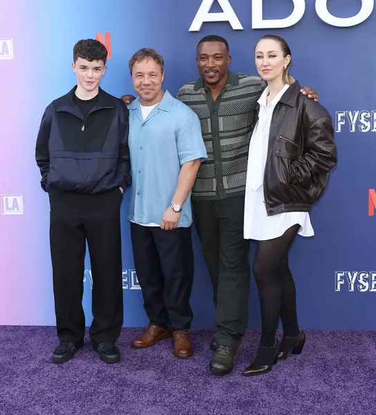 Stephen Graham, Owen Cooper, Ashley Walters ve Erin Doherty Netflix FYSEE LA - 'Ergenlik' Sezon 1 ATAS (Televizyon Sanatları ve Bilimleri Akademisi) Emmy FYC 'ye geldiler.     