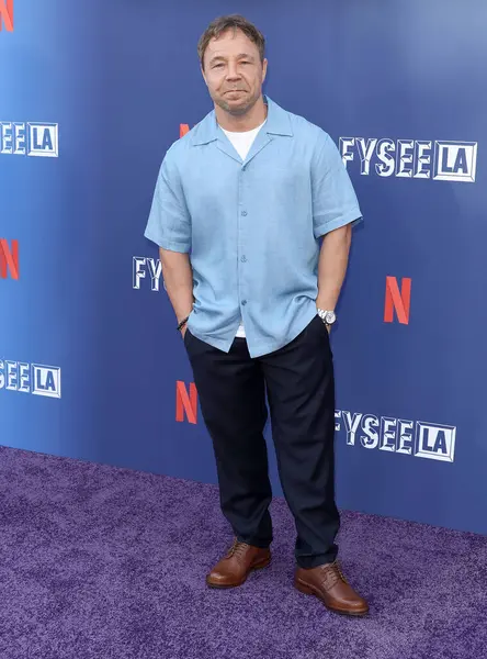 İngiliz aktör ve yapımcı Stephen Graham Netflix FYSEE LA - 'Adolescence' Sezon 1 ATAS (Televizyon Sanatları ve Bilimleri Akademisi) Emmy FYC (Düşünceleriniz İçin) Şaban Medya Merkezi 'ndeki Wolf Tiyatrosu' nda düzenlenen etkinliğe geldi. 
