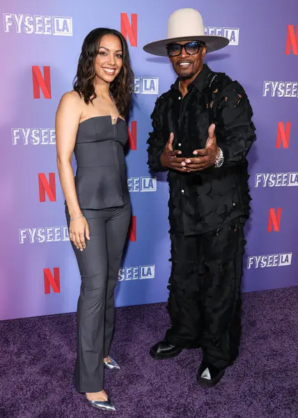 Corinne Foxx ve Peder Jamie Foxx, Batı Hollywood, Los Angeles, Kaliforniya, ABD 'deki Komedi Dükkanı' nda düzenlenen Değerlendirme Etkinliğiniz İçin FYSEE LA Komedi Gecesi ATAS Emmy FYC 'ye geldiler..