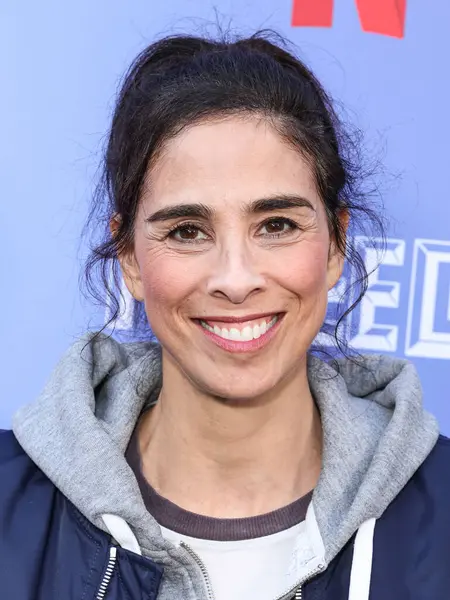 Amerikalı aktris, yazar ve stand-up komedyeni Sarah Silverman, Batı Hollywood, Los Angeles, Kaliforniya, ABD 'deki The Comedy Store' da düzenlenen Değerlendirme Etkinliğiniz İçin FYSEE LA Komedi Gecesi ATAS FYC 'yi sunar..