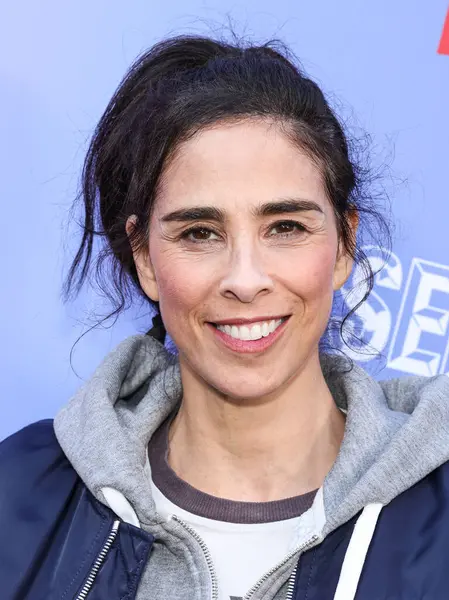 Amerikalı aktris, yazar ve stand-up komedyeni Sarah Silverman, Batı Hollywood, Los Angeles, Kaliforniya, ABD 'deki The Comedy Store' da düzenlenen Değerlendirme Etkinliğiniz İçin FYSEE LA Komedi Gecesi ATAS FYC 'yi sunar..