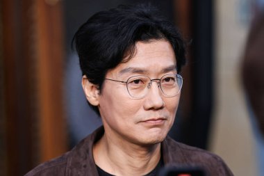 Güney Koreli film yönetmeni, yapımcısı ve senarist Hwang Dong-hyuk Netflix FYSEE LA - 'Squid Game' Sezon 2 ATAS (Televizyon Sanatları ve Bilimleri Akademisi) Emmy FYC 'ye geldi. 