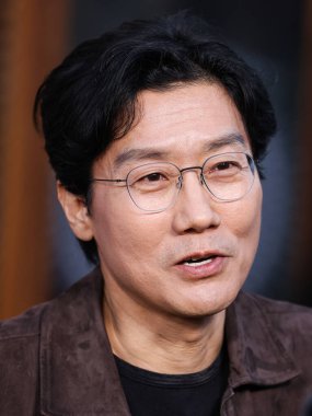 Güney Koreli film yönetmeni, yapımcısı ve senarist Hwang Dong-hyuk Netflix FYSEE LA - 'Squid Game' Sezon 2 ATAS (Televizyon Sanatları ve Bilimleri Akademisi) Emmy FYC 'ye geldi. 