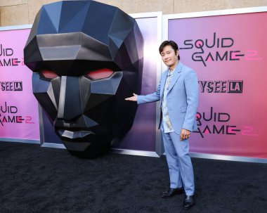 Güney Koreli aktör, şarkıcı ve model Lee Byung-hun, Netflix FYSEE LA - 'Squid Game' Sezon 2 ATAS (Televizyon Sanatları ve Bilimleri Akademisi) Emmy FYC 'ye 30 Mayıs 2025' te Mısır Tiyatrosu Hollywood 'da düzenlenen etkinliğe katıldı. 