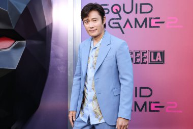 Güney Koreli aktör, şarkıcı ve model Lee Byung-hun, Netflix FYSEE LA - 'Squid Game' Sezon 2 ATAS (Televizyon Sanatları ve Bilimleri Akademisi) Emmy FYC 'ye 30 Mayıs 2025' te Mısır Tiyatrosu Hollywood 'da düzenlenen etkinliğe katıldı. 