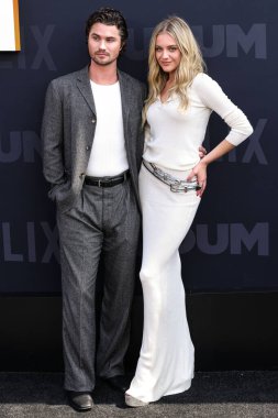 Chase Stokes ve kız arkadaşı Kelsea Ballerini Netflix Tudum 2025 'e geldiler: 31 Mayıs 2025' te Inglewood, Los Angeles, Kaliforniya, ABD 'de düzenlenen canlı etkinlik.         