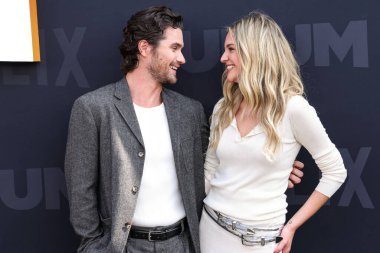Chase Stokes ve kız arkadaşı Kelsea Ballerini Netflix Tudum 2025 'e geldiler: 31 Mayıs 2025' te Inglewood, Los Angeles, Kaliforniya, ABD 'de düzenlenen canlı etkinlik.         