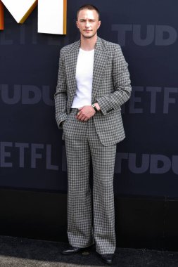 Acne Stüdyoları FW25 RTW ve Cartier mücevherleri giyen Drew Starkey Netflix Tudum 2025 'e ulaştı: 31 Mayıs 2025' te Inglewood, Los Angeles, Kaliforniya, ABD 'de düzenlenen canlı etkinlik.         