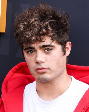 Emery Kelly Netflix Tudum 2025 'e ulaşır: 31 Mayıs 2025' te Inglewood, Los Angeles, Kaliforniya, ABD 'de düzenlenen canlı etkinlik.
