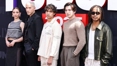 Emily Rudd, Taz Skylar, Inaki Godoy, Mackenyu ve Jacob Romero Netflix Tudum 2025 'e geldiler: 31 Mayıs 2025' te Inglewood, Los Angeles, Kaliforniya, ABD 'de düzenlenen canlı etkinlik.