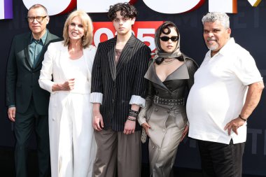 Fred Armisen, Joanna Lumley, Isaac Ordonez, Jenna Ortega ve Luis Guzman Netflix Tudum 2025 'e geldiler: 31 Mayıs 2025' te Inglewood, Los Angeles, Kaliforniya, ABD 'de düzenlenen canlı etkinlik. 