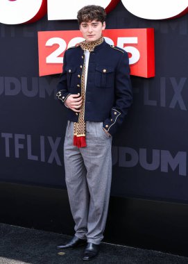 Noah Schnapp Netflix Tudum 2025 'e ulaşır: 31 Mayıs 2025' te Inglewood, Los Angeles, Kaliforniya, ABD 'de düzenlenen canlı etkinlik.