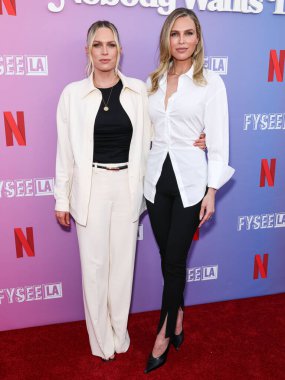 Amerikalı aktris, yapımcı ve yazar Erin Foster ve kız kardeşi / Amerikalı aktris ve yapımcı Sara Foster Netflix FYSEE LA 'ya geldiler. 1. Sezon ATAS (Televizyon Sanatları ve Bilimleri Akademisi) Emmy FYC Etkinliği 1 Haziran 2025