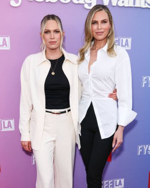 Amerikalı aktris, yapımcı ve yazar Erin Foster ve kız kardeşi / Amerikalı aktris ve yapımcı Sara Foster Netflix FYSEE LA 'ya geldiler. 1. Sezon ATAS (Televizyon Sanatları ve Bilimleri Akademisi) Emmy FYC Etkinliği 1 Haziran 2025