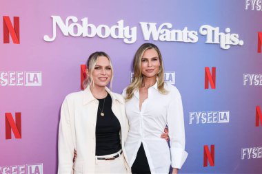 Amerikalı aktris, yapımcı ve yazar Erin Foster ve kız kardeşi / Amerikalı aktris ve yapımcı Sara Foster Netflix FYSEE LA 'ya geldiler. 1. Sezon ATAS (Televizyon Sanatları ve Bilimleri Akademisi) Emmy FYC Etkinliği 1 Haziran 2025
