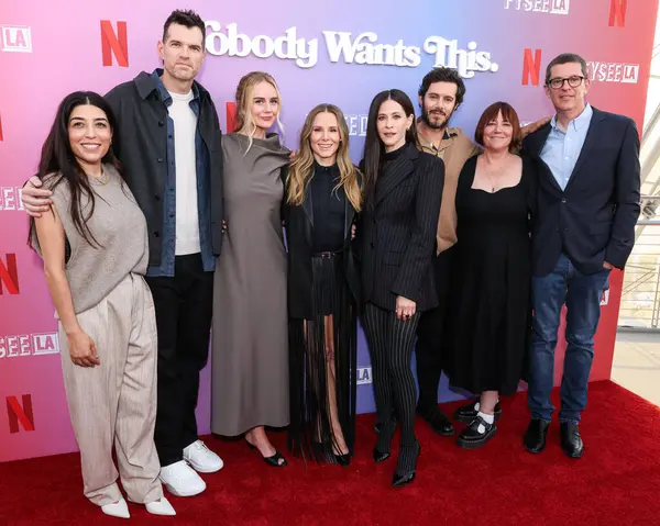 Negar Ali Kline, Timothy Simons, Justine Lupe, Kristen Bell, Jackie Tohn, Adam Brody, Maura Corey ve Collin Daniel Netflix FYSEE LA 'ya geldiler. 