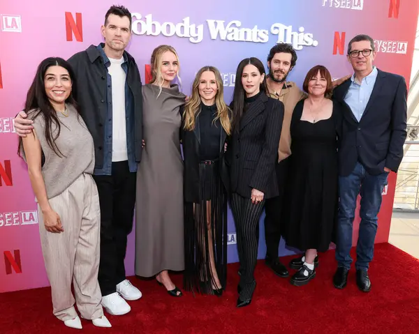 Negar Ali Kline, Timothy Simons, Justine Lupe, Kristen Bell, Jackie Tohn, Adam Brody, Maura Corey ve Collin Daniel Netflix FYSEE LA 'ya geldiler. 