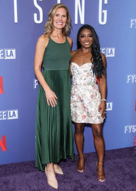 Film yapımcısı Katie Walsh ve Amerikalı jimnastikçi Simone Biles Netflix FYSEE LA 'ya geldiler -' Simone Biles Rising 'Sezon 1 ATAS (Televizyon Sanatları ve Bilimleri Akademisi) Emmy FYC Etkinliği 2 Haziran 2025' te Hollywood Atletizm Kulübü 'nde gerçekleşti.        