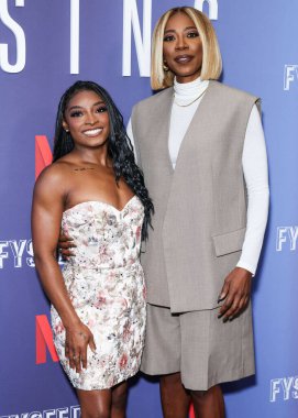 Amerikalı jimnastikçi Simone Biles ve Nijeryalı-Amerikalı aktris ve komedyen Yvonne Orji Netflix FYSEE LA - Simone Biles Rising 'Sezon 1 ATAS Emmy FYC (Düşünceleriniz İçin) 2 Haziran 2025' de Hollywood Atletizm Kulübü 'nde düzenlenen etkinliğe geldiler.     