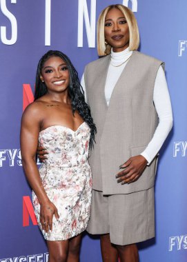 Amerikalı jimnastikçi Simone Biles ve Nijeryalı-Amerikalı aktris ve komedyen Yvonne Orji Netflix FYSEE LA - Simone Biles Rising 'Sezon 1 ATAS Emmy FYC (Düşünceleriniz İçin) 2 Haziran 2025' de Hollywood Atletizm Kulübü 'nde düzenlenen etkinliğe geldiler.     