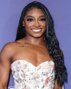 Amerikalı jimnastikçi Simone Biles, Netflix FYSEE LA - Simone Biles Rising 'Sezon 1 ATAS (Televizyon Sanatları ve Bilimleri Akademisi) Emmy FYC' ye (Düşünceleriniz İçin) 2 Haziran 2025 'te Hollywood Atletizm Kulübü' nde düzenlenen etkinliğe katıldı.                