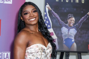 Amerikalı jimnastikçi Simone Biles, Netflix FYSEE LA - Simone Biles Rising 'Sezon 1 ATAS (Televizyon Sanatları ve Bilimleri Akademisi) Emmy FYC' ye (Düşünceleriniz İçin) 2 Haziran 2025 'te Hollywood Atletizm Kulübü' nde düzenlenen etkinliğe katıldı.                