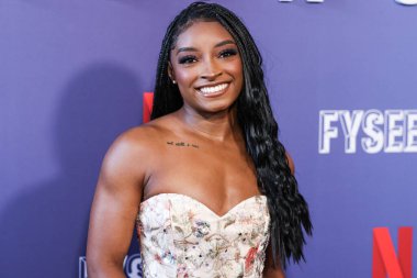 Amerikalı jimnastikçi Simone Biles, Netflix FYSEE LA - Simone Biles Rising 'Sezon 1 ATAS (Televizyon Sanatları ve Bilimleri Akademisi) Emmy FYC' ye (Düşünceleriniz İçin) 2 Haziran 2025 'te Hollywood Atletizm Kulübü' nde düzenlenen etkinliğe katıldı.                