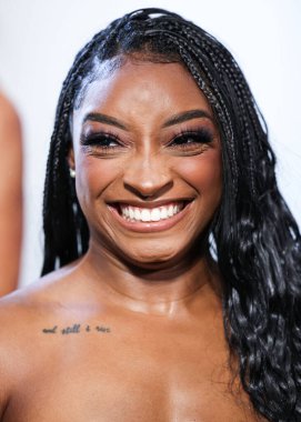 Amerikalı jimnastikçi Simone Biles, Netflix FYSEE LA - Simone Biles Rising 'Sezon 1 ATAS (Televizyon Sanatları ve Bilimleri Akademisi) Emmy FYC' ye (Düşünceleriniz İçin) 2 Haziran 2025 'te Hollywood Atletizm Kulübü' nde düzenlenen etkinliğe katıldı.                