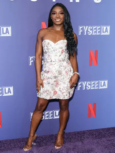 Amerikalı jimnastikçi Simone Biles, Netflix FYSEE LA - Simone Biles Rising 'Sezon 1 ATAS (Televizyon Sanatları ve Bilimleri Akademisi) Emmy FYC' ye (Düşünceleriniz İçin) 2 Haziran 2025 'te Hollywood Atletizm Kulübü' nde düzenlenen etkinliğe katıldı.                