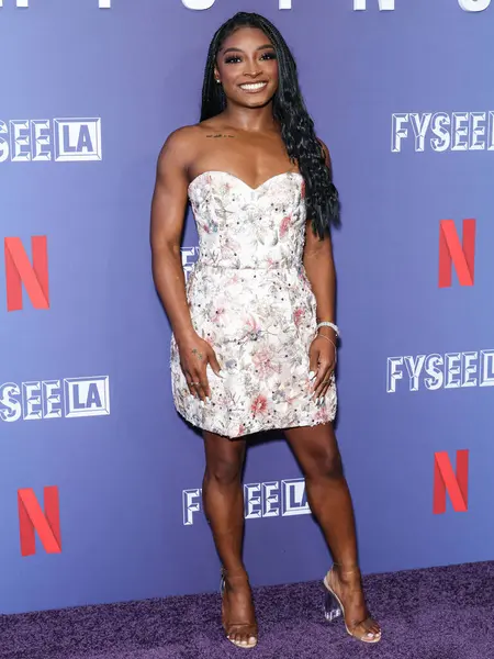 Amerikalı jimnastikçi Simone Biles, Netflix FYSEE LA - Simone Biles Rising 'Sezon 1 ATAS (Televizyon Sanatları ve Bilimleri Akademisi) Emmy FYC' ye (Düşünceleriniz İçin) 2 Haziran 2025 'te Hollywood Atletizm Kulübü' nde düzenlenen etkinliğe katıldı.                
