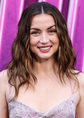 Özel yapım Louis Vuitton elbisesi giyen Kübalı aktris Ana de Armas, 3 Haziran 2025 'te Hollywood' daki TCL Çin Tiyatrosu IMAX 'te düzenlenen Lionsgate' in 