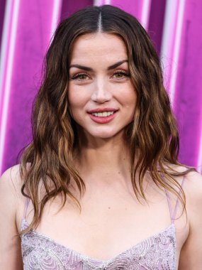 Özel yapım Louis Vuitton elbisesi giyen Kübalı aktris Ana de Armas, 3 Haziran 2025 'te Hollywood' daki TCL Çin Tiyatrosu IMAX 'te düzenlenen Lionsgate' in 