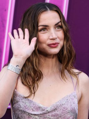 Özel yapım Louis Vuitton elbisesi giyen Kübalı aktris Ana de Armas, 3 Haziran 2025 'te Hollywood' daki TCL Çin Tiyatrosu IMAX 'te düzenlenen Lionsgate' in 
