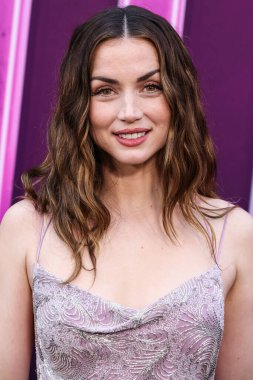 Özel yapım Louis Vuitton elbisesi giyen Kübalı aktris Ana de Armas, 3 Haziran 2025 'te Hollywood' daki TCL Çin Tiyatrosu IMAX 'te düzenlenen Lionsgate' in 