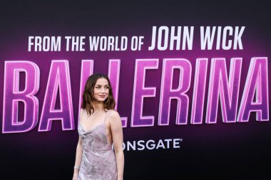 Özel yapım Louis Vuitton elbisesi giyen Kübalı aktris Ana de Armas, 3 Haziran 2025 'te Hollywood' daki TCL Çin Tiyatrosu IMAX 'te düzenlenen Lionsgate' in 