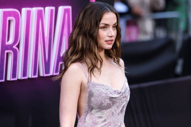 Özel yapım Louis Vuitton elbisesi giyen Kübalı aktris Ana de Armas, 3 Haziran 2025 'te Hollywood' daki TCL Çin Tiyatrosu IMAX 'te düzenlenen Lionsgate' in 