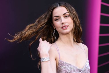 Özel yapım Louis Vuitton elbisesi giyen Kübalı aktris Ana de Armas, 3 Haziran 2025 'te Hollywood' daki TCL Çin Tiyatrosu IMAX 'te düzenlenen Lionsgate' in 