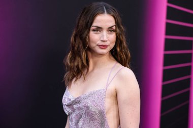 Özel yapım Louis Vuitton elbisesi giyen Kübalı aktris Ana de Armas, 3 Haziran 2025 'te Hollywood' daki TCL Çin Tiyatrosu IMAX 'te düzenlenen Lionsgate' in 