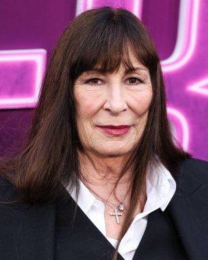 Amerikalı aktris, yönetmen ve model Anjelica Huston, 3 Haziran 2025 'te Hollywood, Los Angeles, Kaliforniya' da bulunan TCL Çin Tiyatrosu IMAX 'te düzenlenen Lionsgate' in 