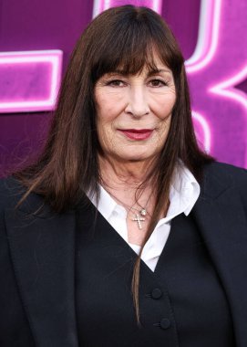 Amerikalı aktris, yönetmen ve model Anjelica Huston, 3 Haziran 2025 'te Hollywood, Los Angeles, Kaliforniya' da bulunan TCL Çin Tiyatrosu IMAX 'te düzenlenen Lionsgate' in 