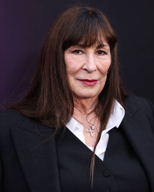 Amerikalı aktris, yönetmen ve model Anjelica Huston, 3 Haziran 2025 'te Hollywood, Los Angeles, Kaliforniya' da bulunan TCL Çin Tiyatrosu IMAX 'te düzenlenen Lionsgate' in 